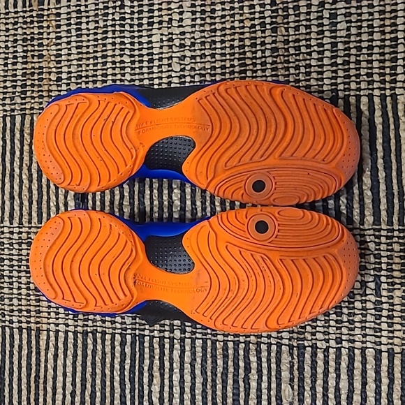 NIKE AIR FLIGHTPOSITE ONE 'KNICKS' SNEAKERS - Picture 7 of 10